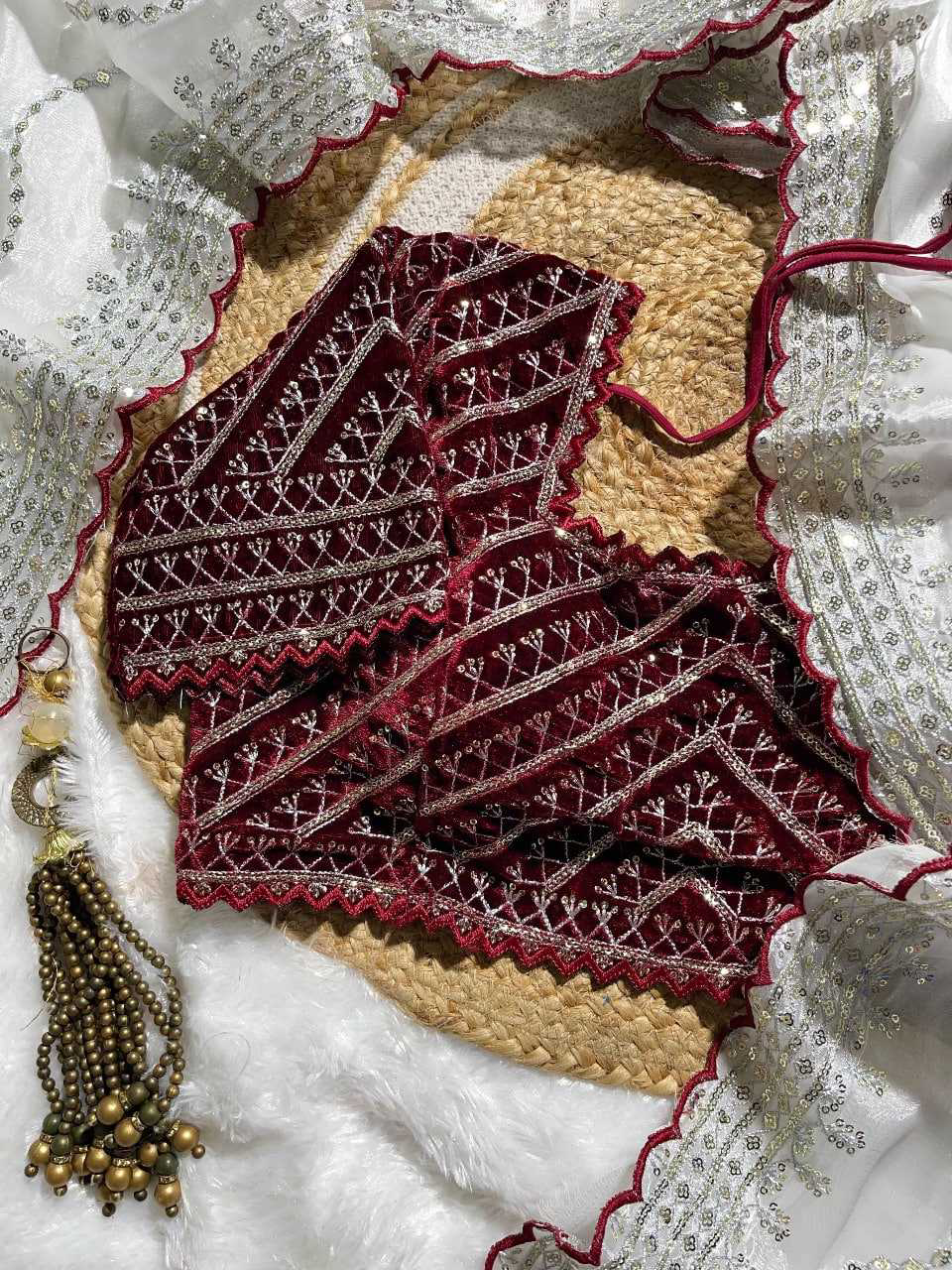 Havy Soft Organza Fabric With Beutiful Floral Prints With Beads And Katdana Handwork In Border