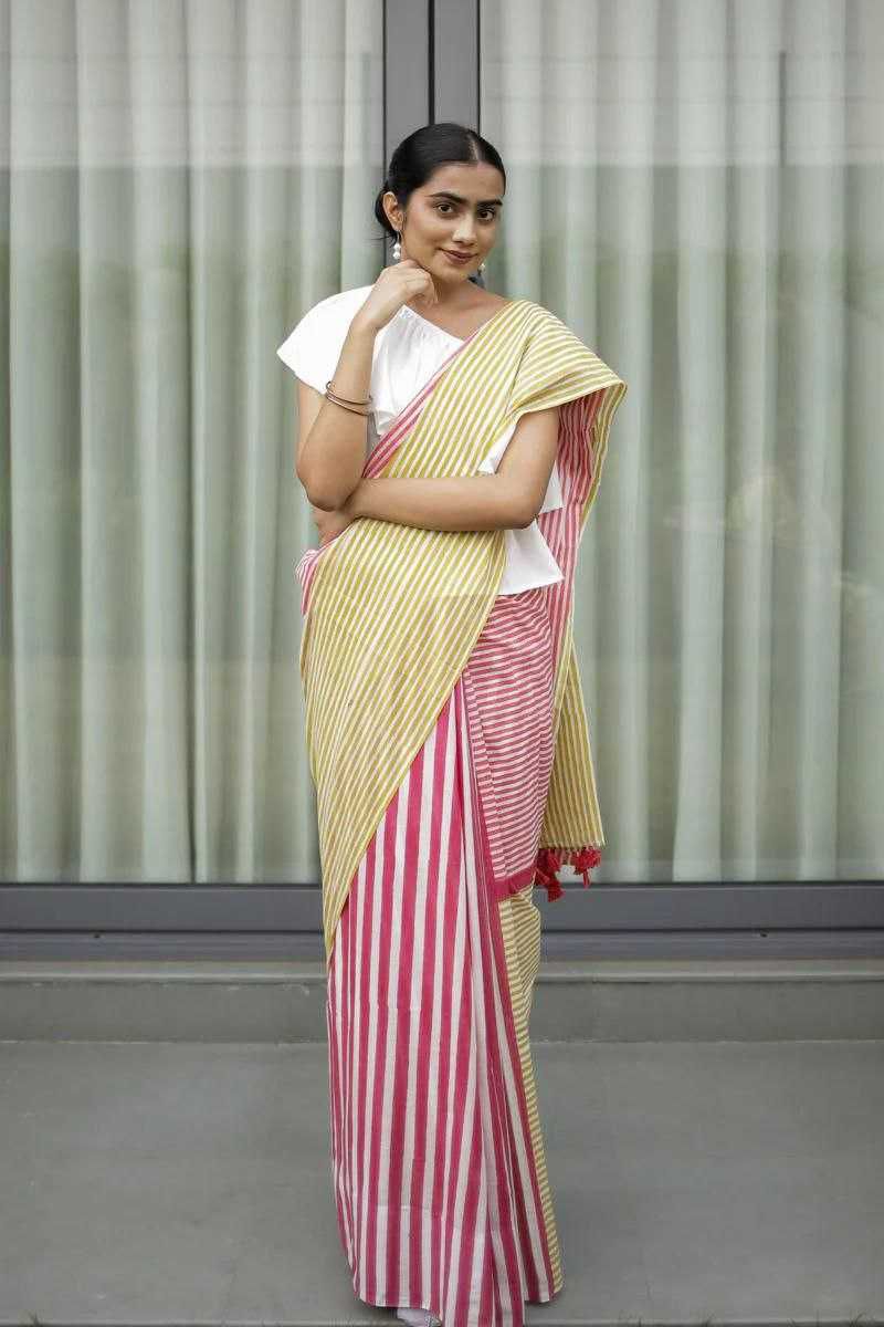 Linen Digital Print Saree with Fumka Detailing