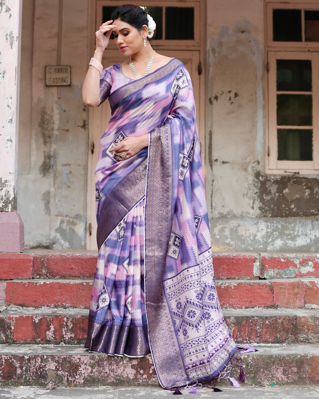 Lavender Peach Digital Print Dolla Silk Party Wear Ethnic Saree With Blouse
