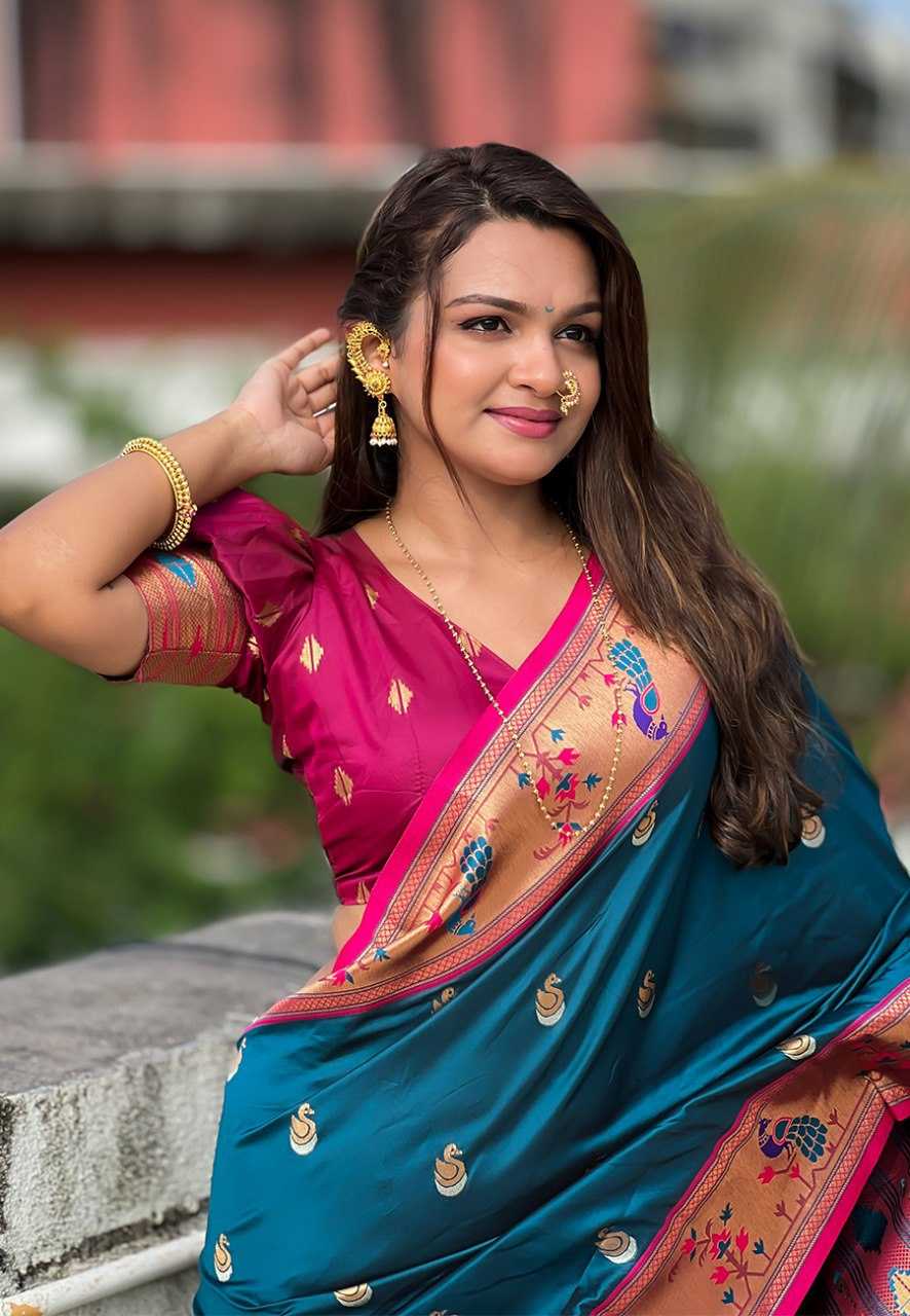 Paithni Silk Zari Woven Saree With Blouse For Women