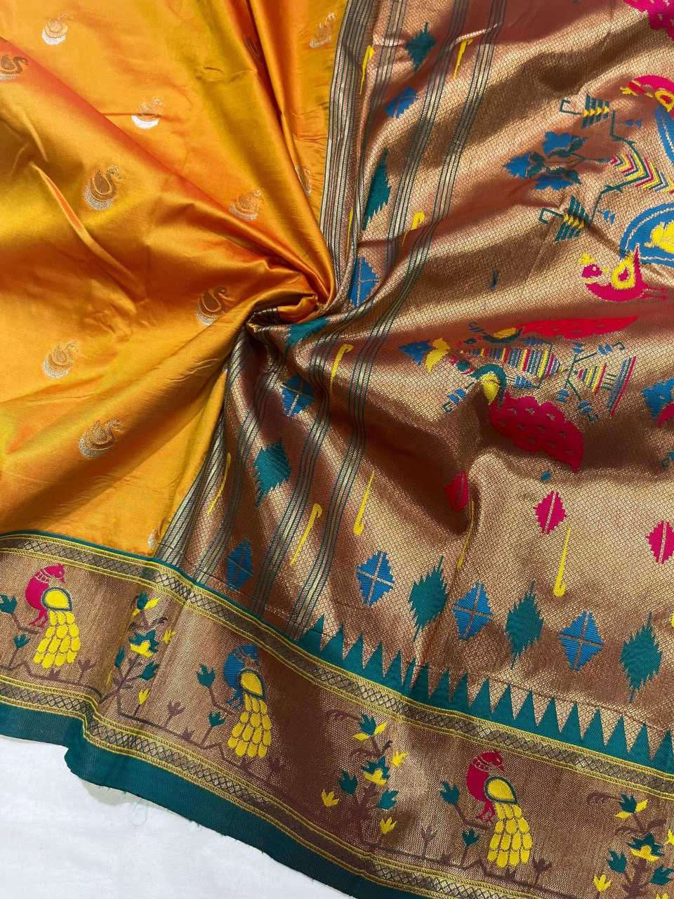 Paithni Silk Zari Woven Saree With Blouse For Women