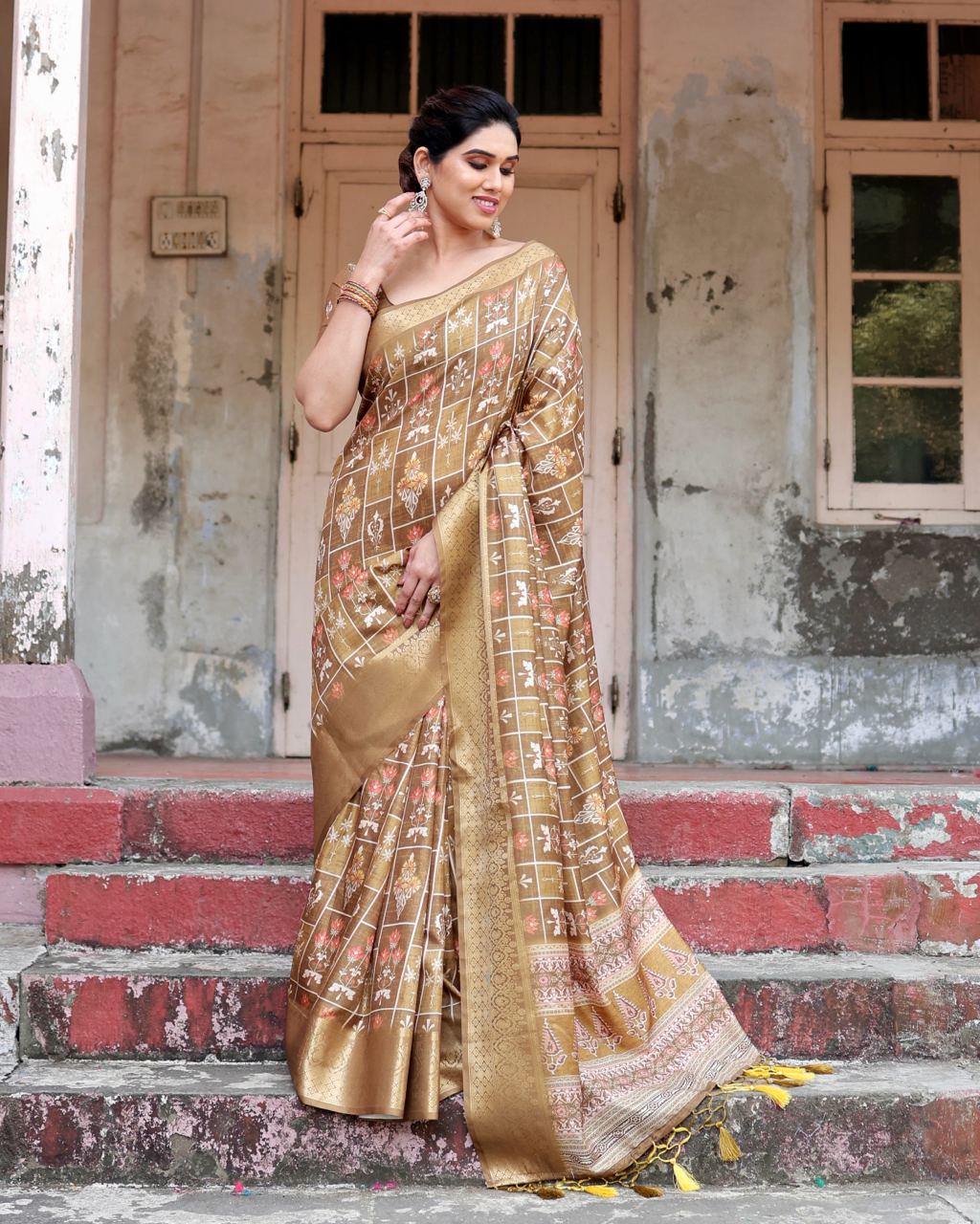 Golden Pure Silk Digitally Digital Printed Party Wear Saree