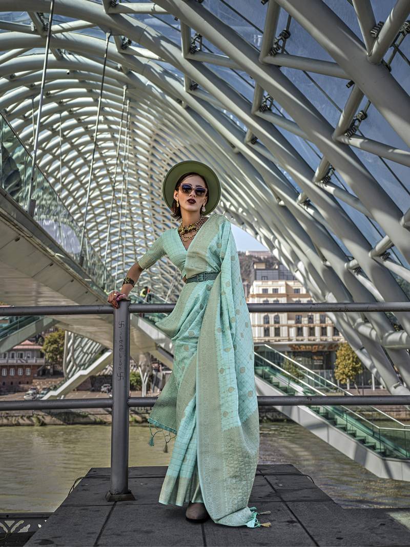 Pure Katan Silk Checks Handloom Weaving Saree (Turquoise Blue)