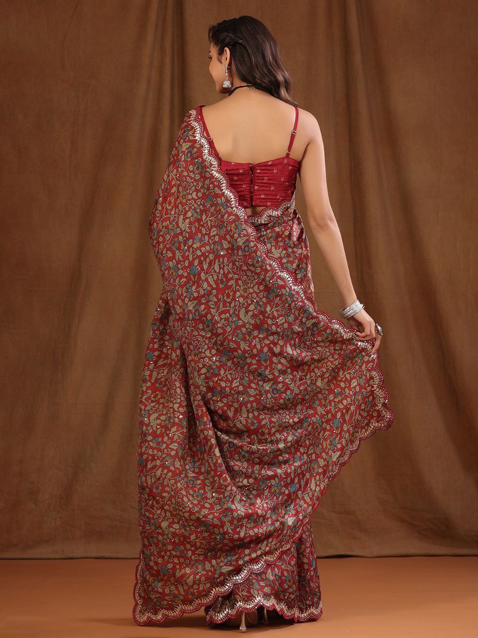 Beautiful Floral Digital Print saree with Gota Embroidery Work Border