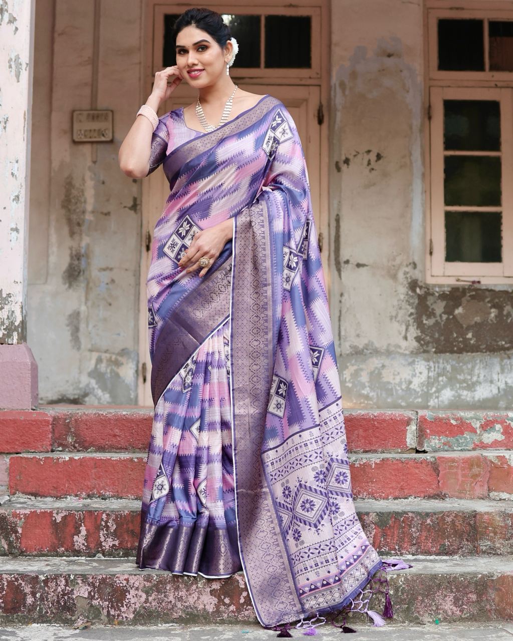 Lavender Peach Digital Print Dolla Silk Party Wear Ethnic Saree With Blouse