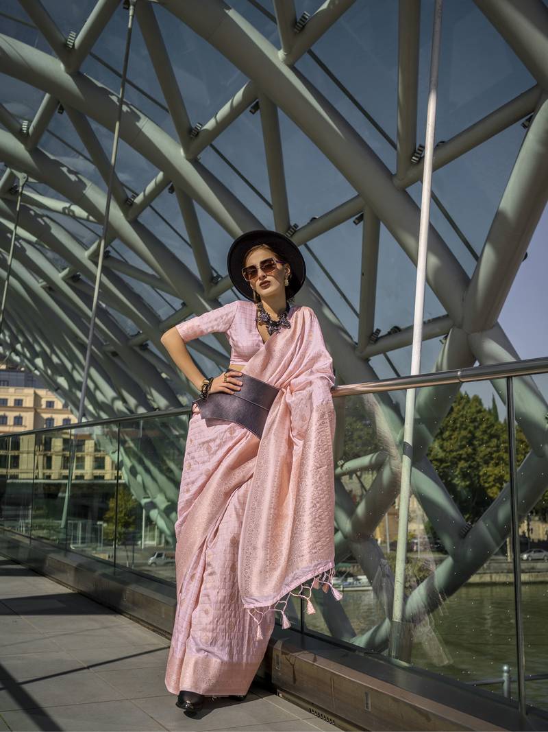 Pure Katan Silk Checks Handloom Weaving Saree (Light Pink)