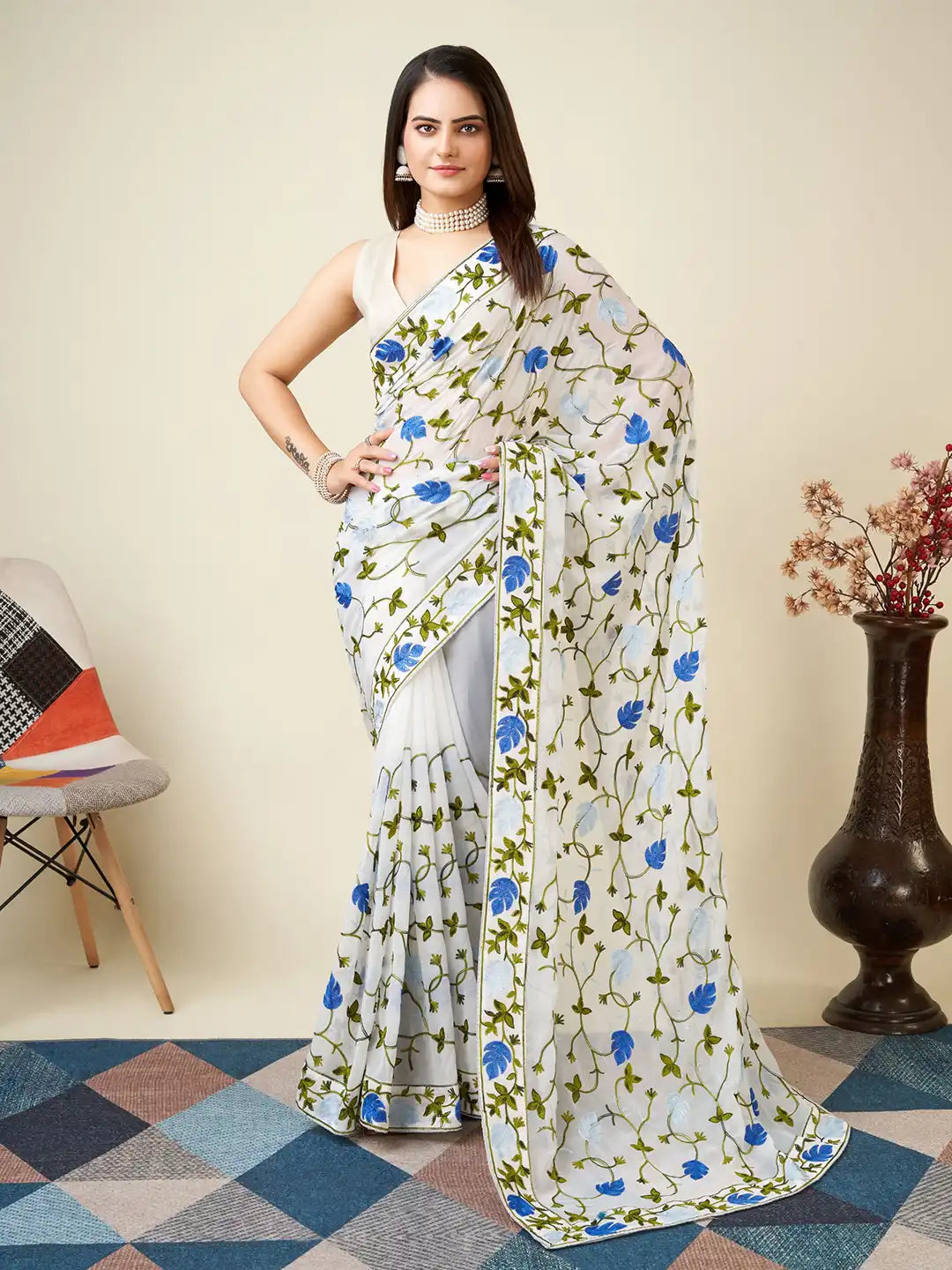 Premium Faux Georgette Saree with Kashmiri Work & Piping Border