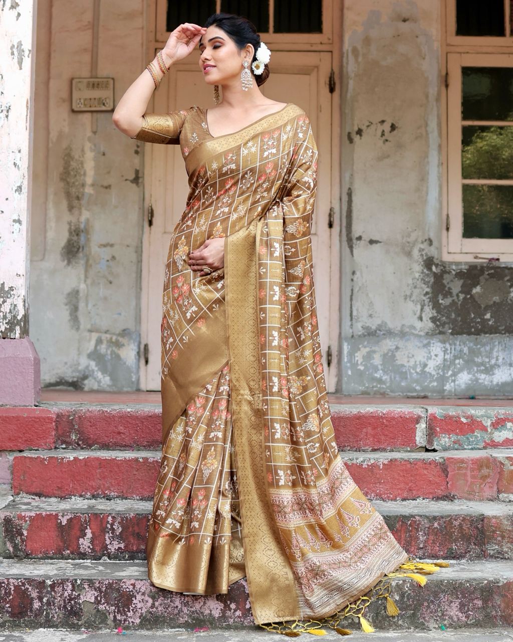 Golden Pure Silk Digitally Digital Printed Party Wear Saree