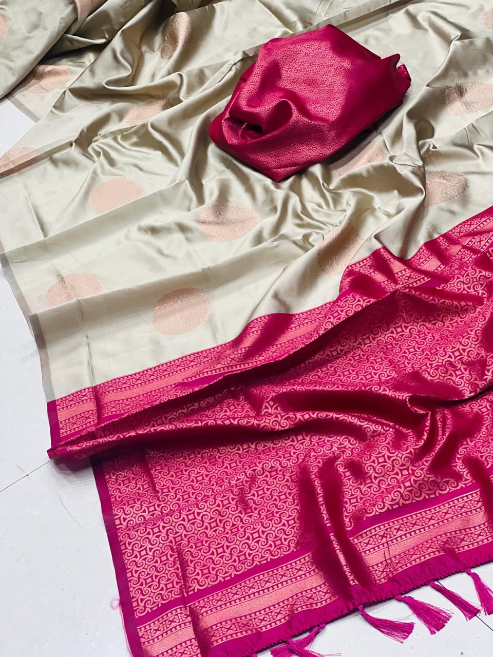 Designer banarsi handloom in kanjiavaram kubera silk concept with contrast pallu border and designer brocade blouse