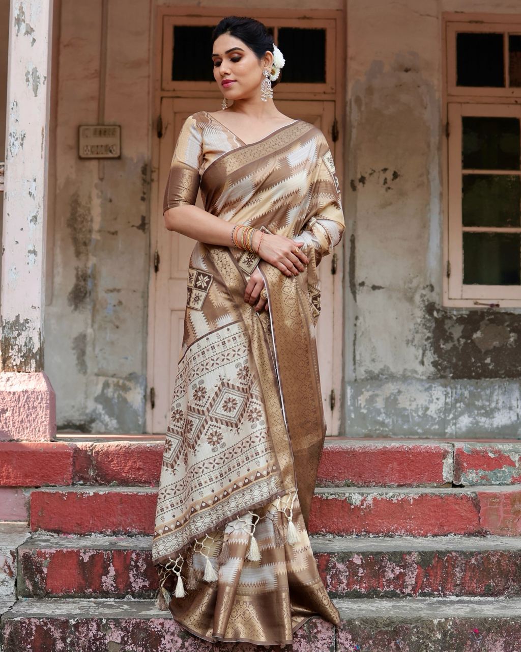 Coffee Digital Print Dolla Silk Party Wear Ethnic Saree With Blouse