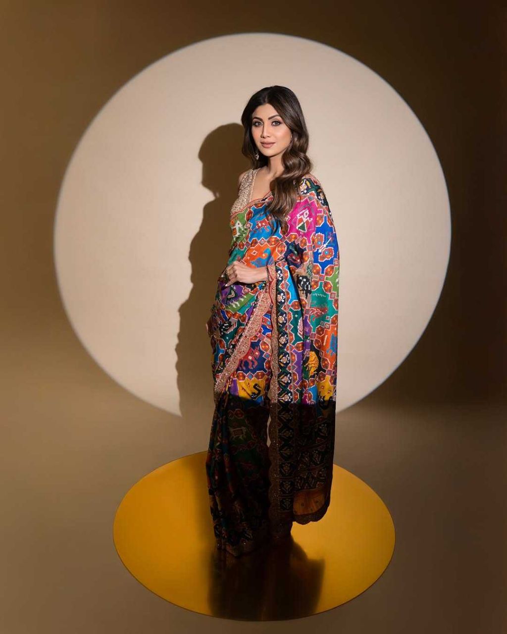 Pure Handwoven Patola Silk Saree with Running Blouse (Bandhani Work)