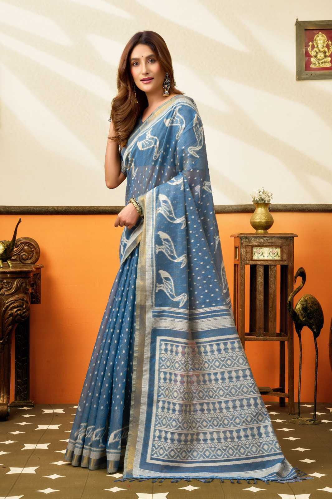 Cotton Saree with Traditional Jhallar & Jacquard Weaving