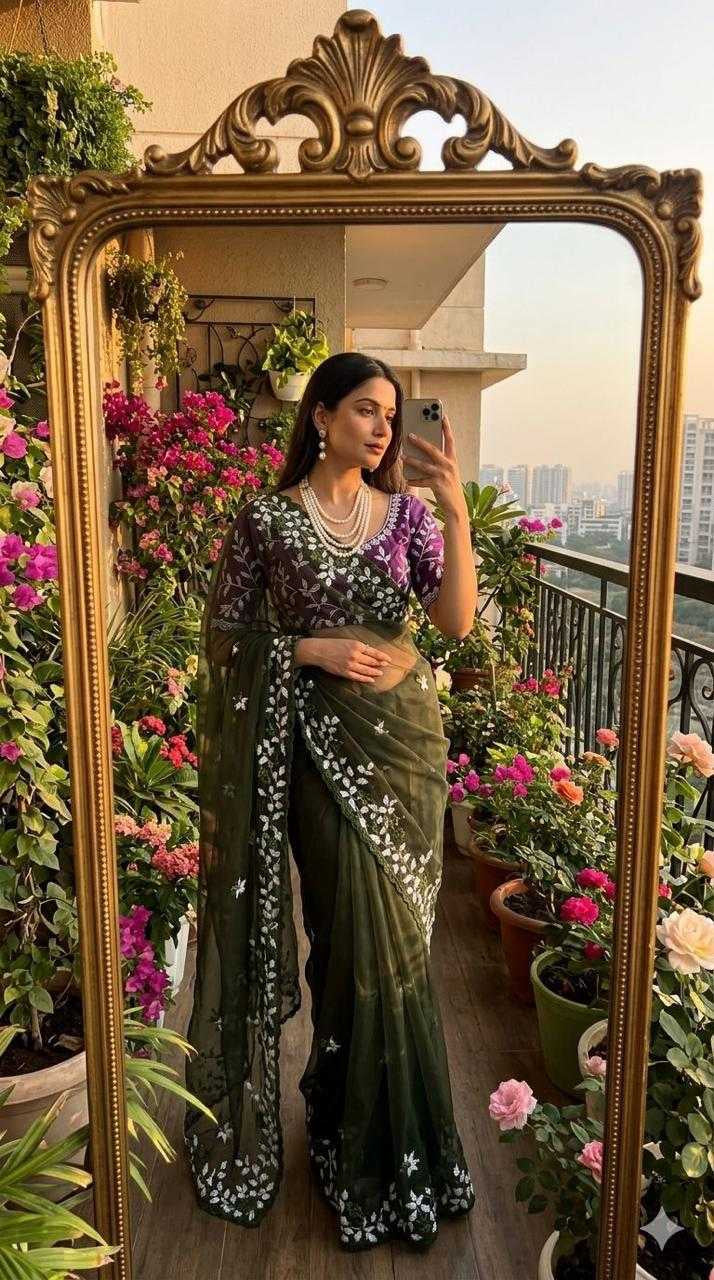Festive Silk Saree - Elegant Traditional Collection