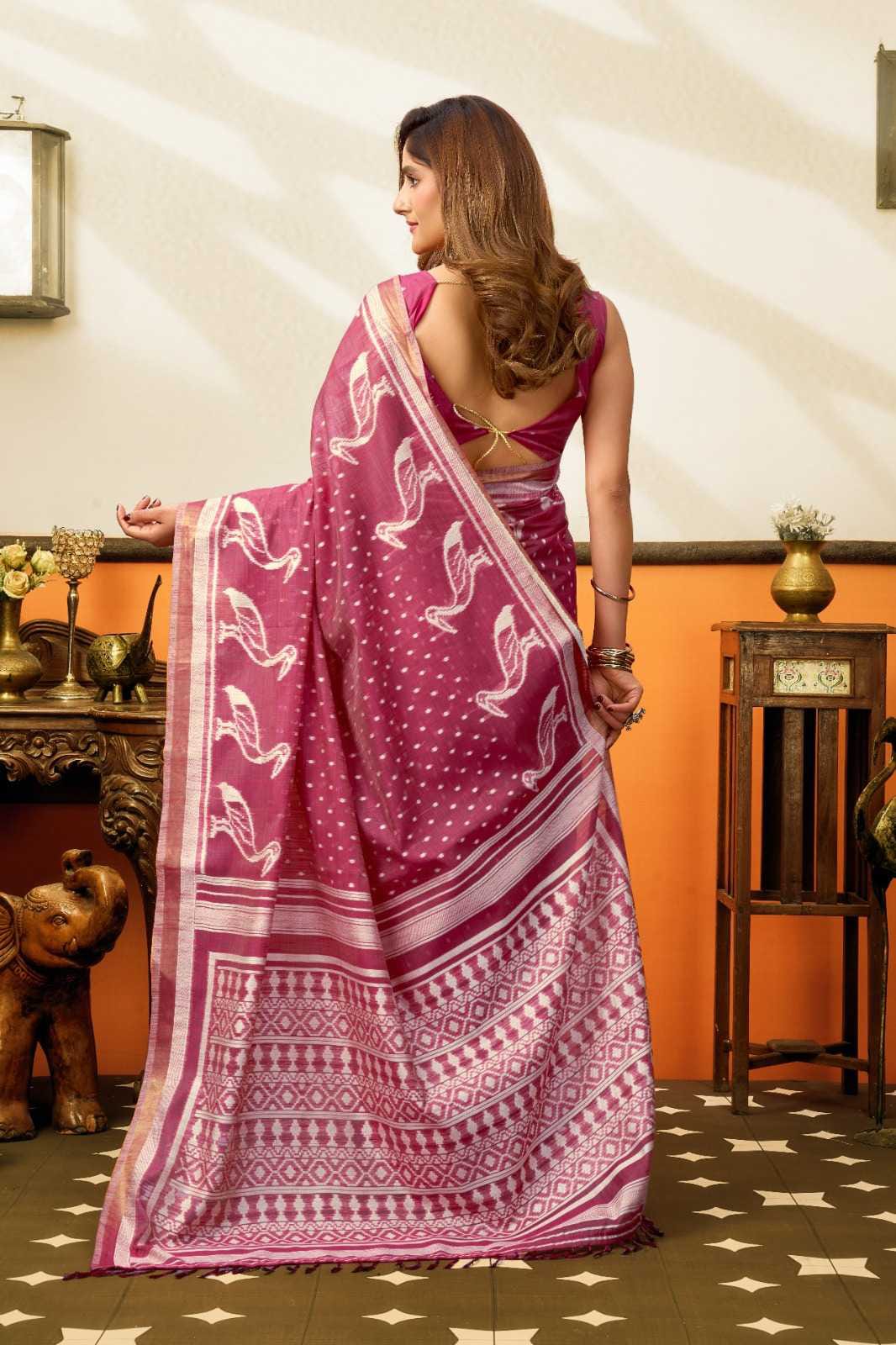 Cotton Saree with Traditional Jhallar & Jacquard Weaving