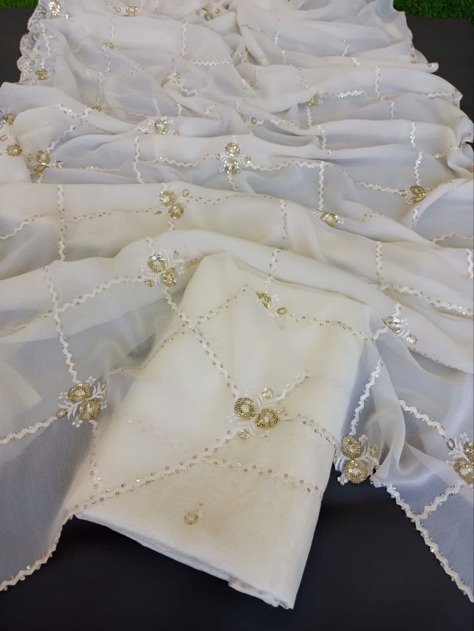 PURE FOX GEORGETTE SAREE WITH CUT WORK