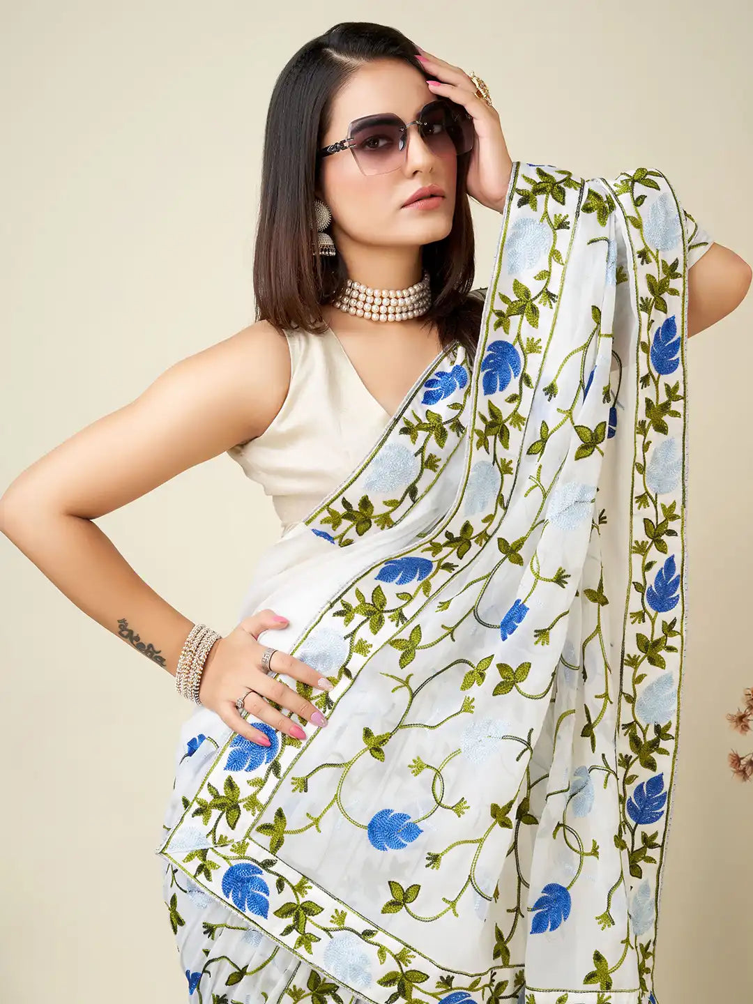 Premium Faux Georgette Saree with Kashmiri Work & Piping Border