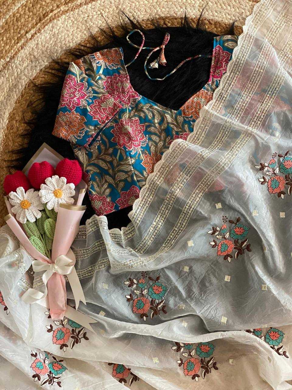 Premium Crush Organza Saree with Sequins Weave & Scallop Border