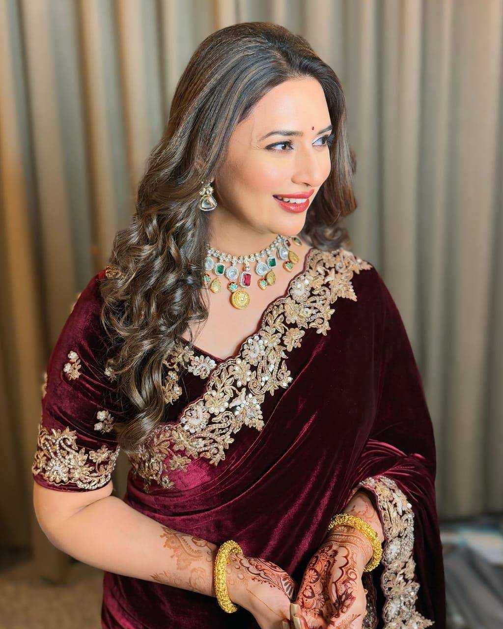 Designer 9000 Velvet Saree with Sequins, Embroidery Zari C-Pallu and Cutwork Border