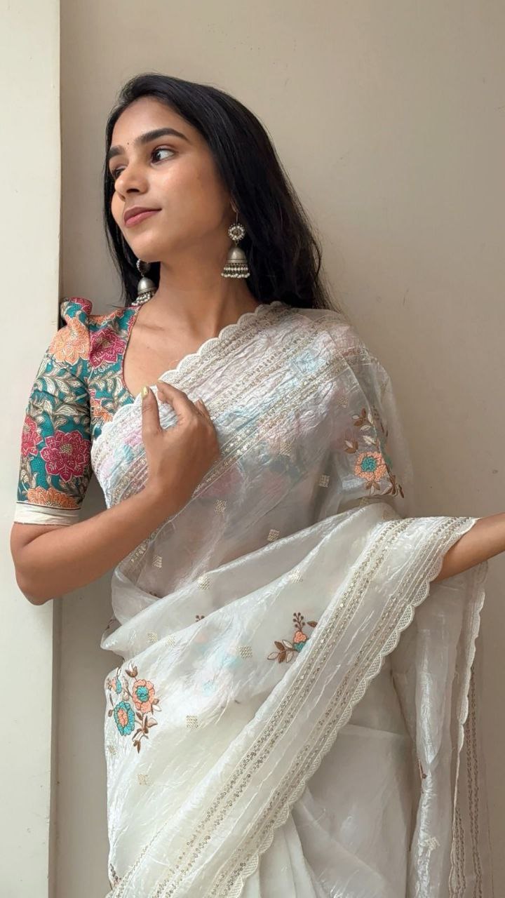 Premium Crush Organza Saree with Sequins Weave & Scallop Border