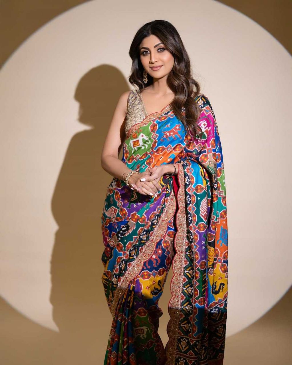 Pure Handwoven Patola Silk Saree with Running Blouse (Bandhani Work)