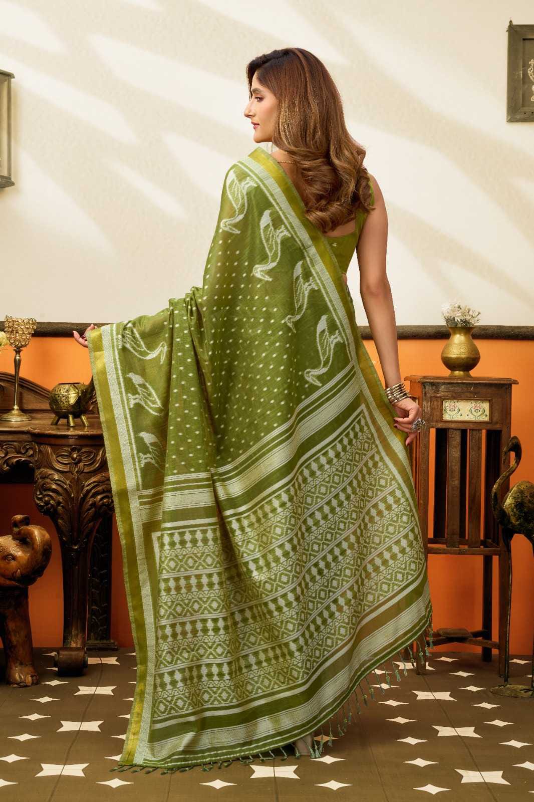 Cotton Saree with Traditional Jhallar & Jacquard Weaving